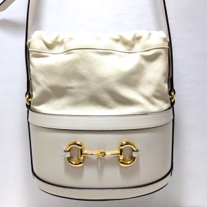 グッチ(GUCCI) ホースビット ショルダーバッグ602118 ホワイト Bランク グッチ買取相場